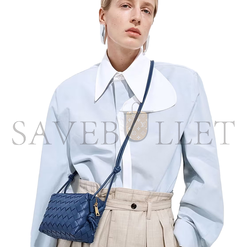 BOTTEGA VENETA MINI LOOP CAMERA BAG 723547 (17*10*6cm)
